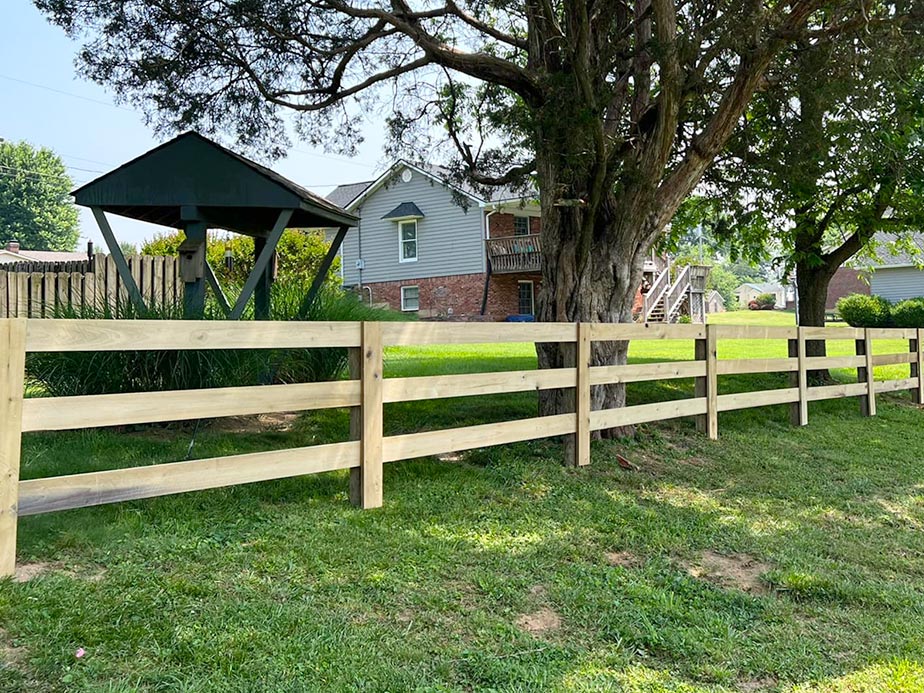 Fence Installation Contractor in Louisville Kentucky