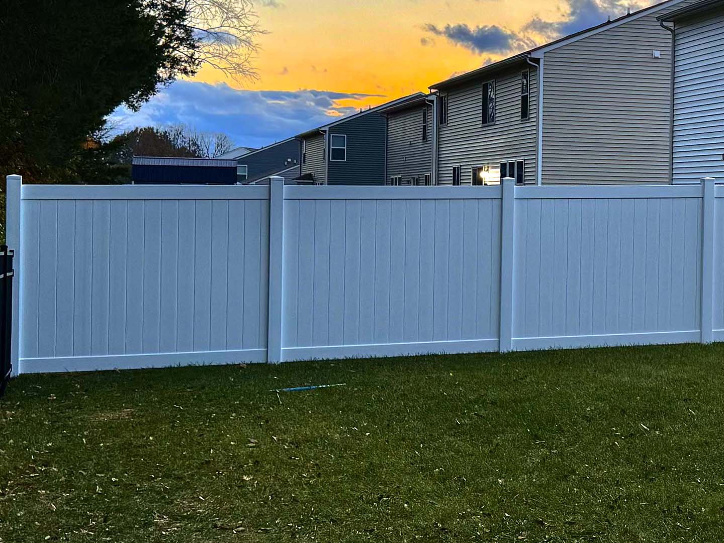 Fence with Residential Privacy Vinyl Fence Installation Company in Louisville Kentucky in Louisville Kentucky