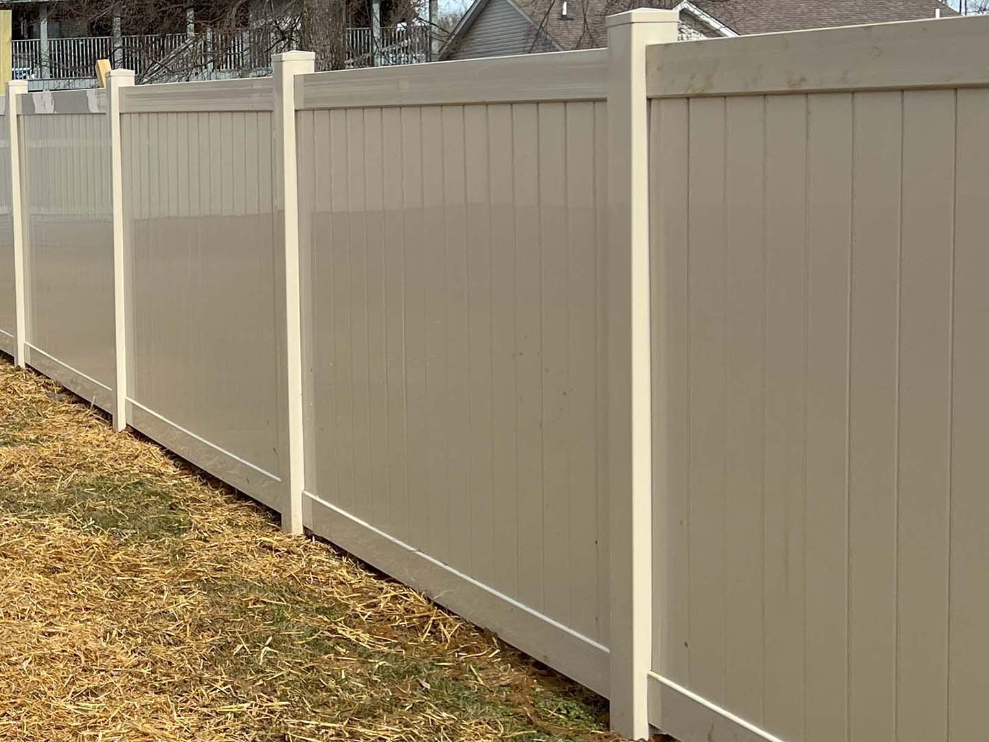 Fence with Louisville Kentucky Vinyl Fence Installation Company in Louisville Kentucky